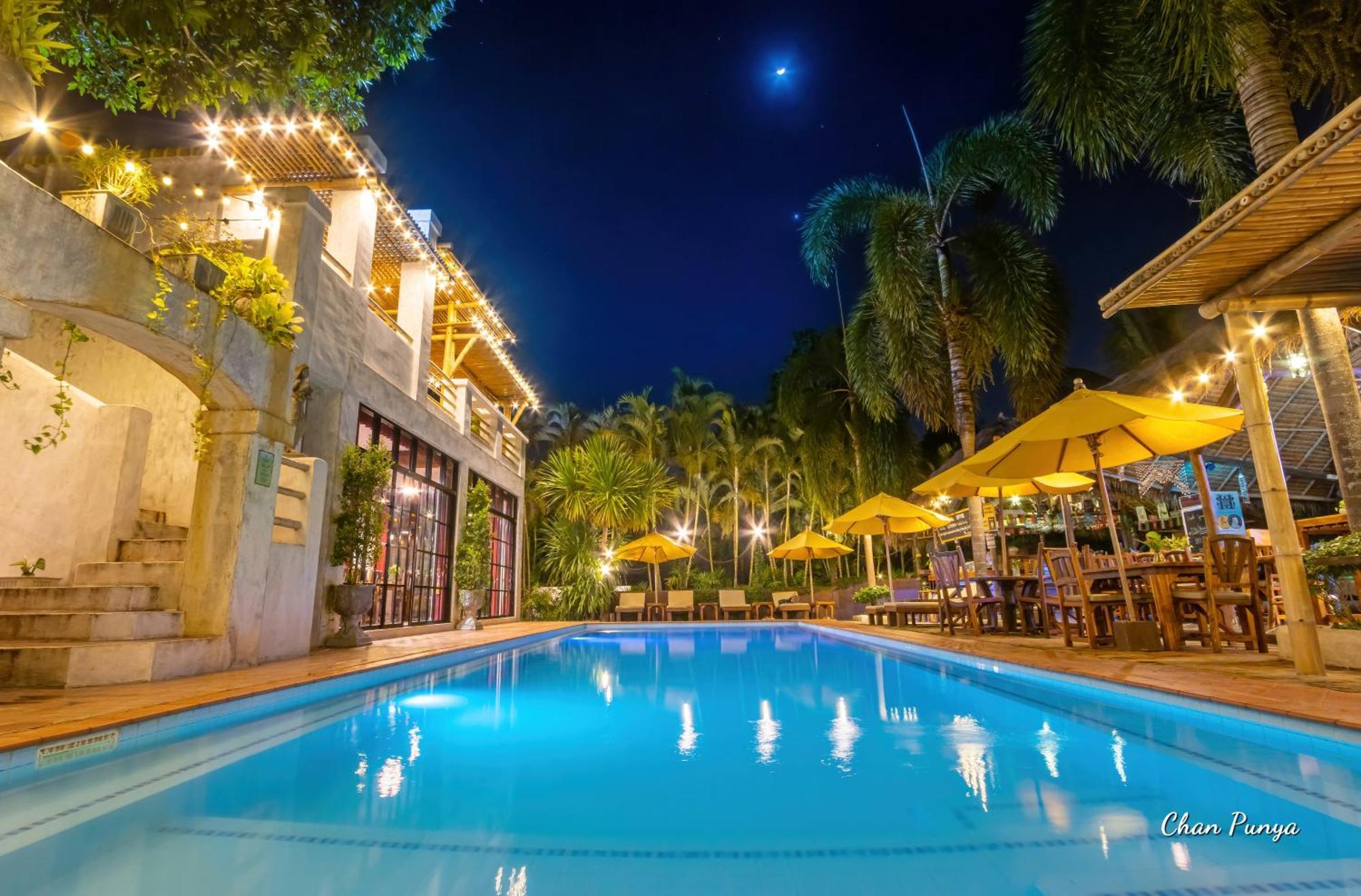 Baanpong Lodge San Kamphaeng Extérieur photo