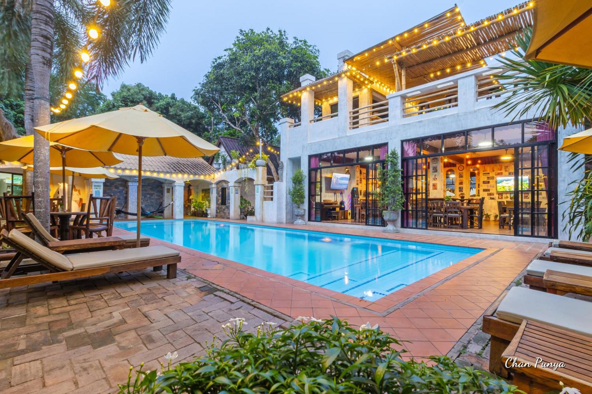 Baanpong Lodge San Kamphaeng Extérieur photo