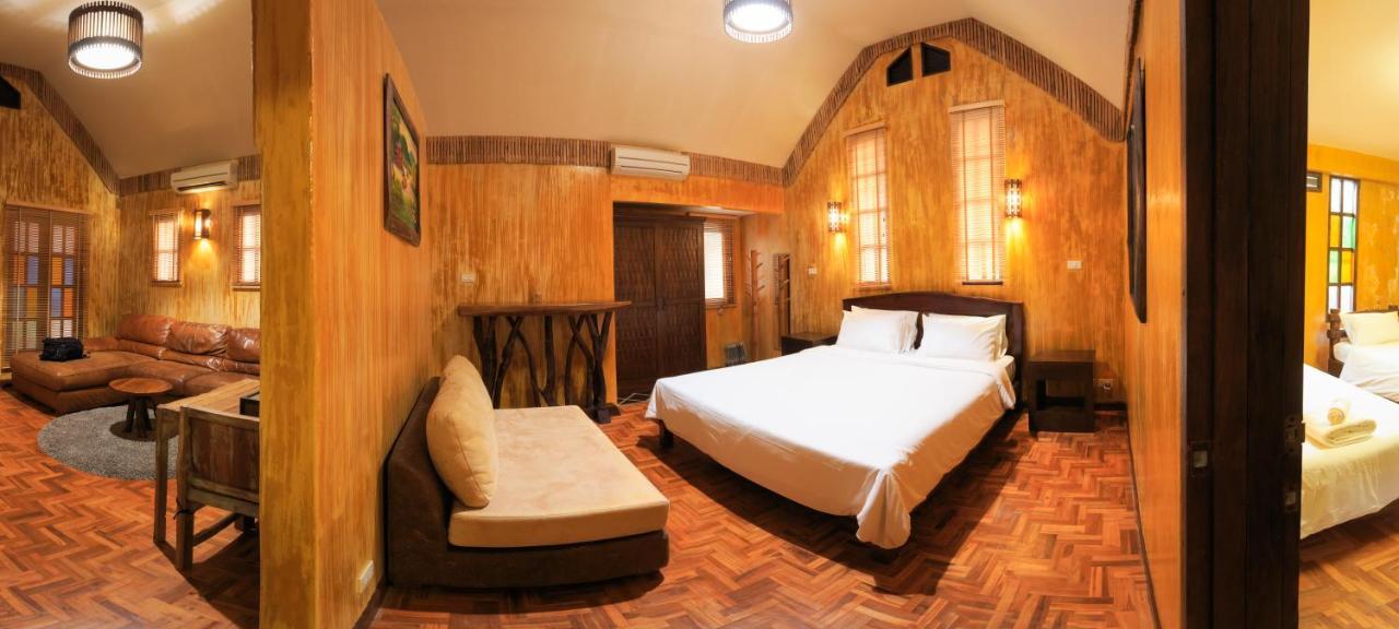 Baanpong Lodge San Kamphaeng Extérieur photo